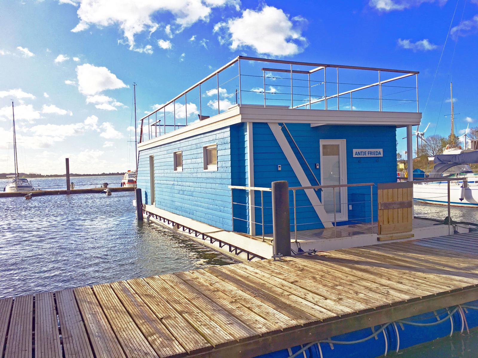 Übernachten im Hausboot